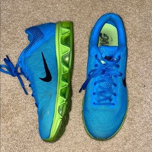 Nike Tailwind 7
